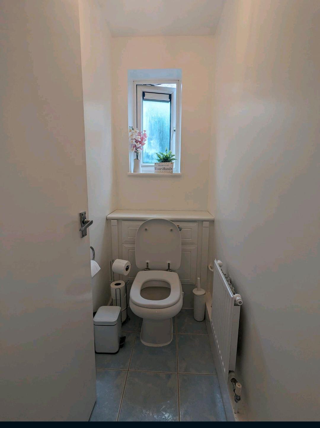 8 Anstey Way — photo 6